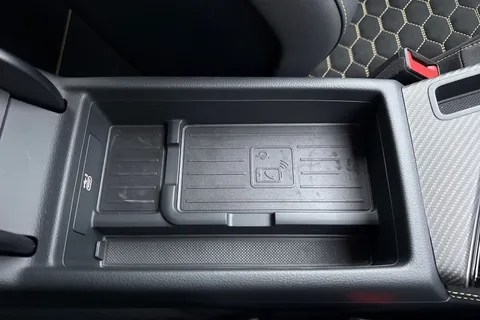 59 of 66 for AUDI RS4 RS 4 TFSI Quattro Edition 25 years 5dr Triptronic