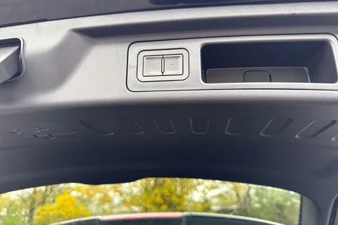 BYD ATTO 3 60.48kWh Design Auto 5dr Thumbnail #26