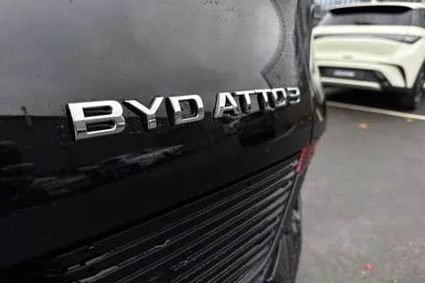 BYD ATTO 3 60.48kWh Design Auto 5dr Thumbnail #30