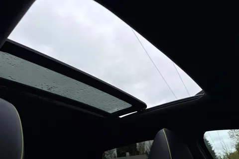 BYD ATTO 3 60.48kWh Design Auto 5dr Thumbnail #32