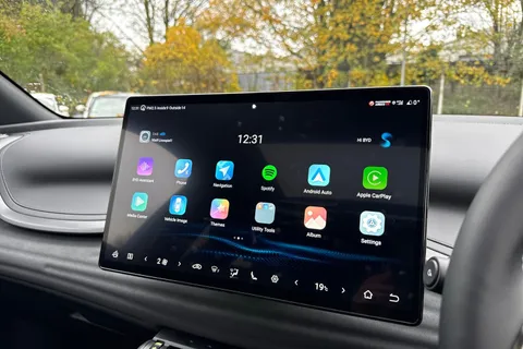 BYD ATTO 3 60.48kWh Design Auto 5dr Thumbnail #34