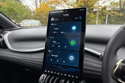 BYD ATTO 3 60.48kWh Design Auto 5dr Thumbnail #38