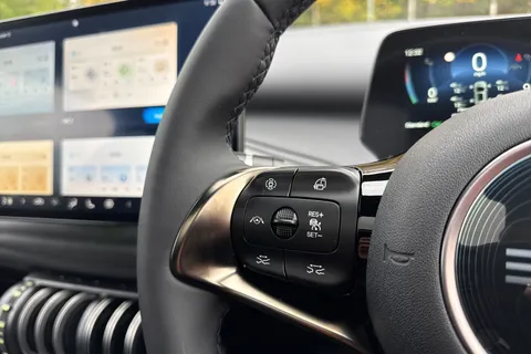 BYD ATTO 3 60.48kWh Design Auto 5dr Thumbnail #41