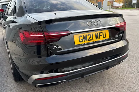 GM21WFU Audi A4 2.0 TDI 35 S line S Tronic Euro 6 (s/s) 4dr Thumbnail #9