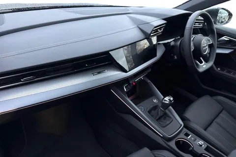  Audi A3 1.5 TFSI S line Sportback Euro 6 (s/s) 5dr Thumbnail #15