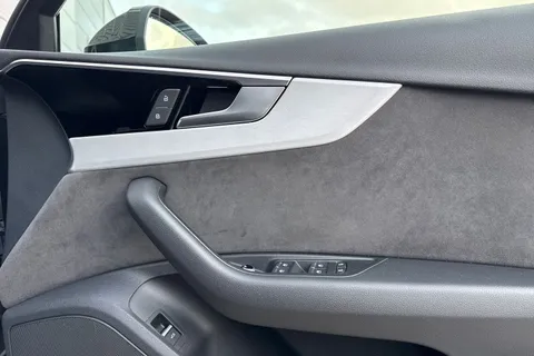 GM21WFU Audi A4 2.0 TDI 35 S line S Tronic Euro 6 (s/s) 4dr Thumbnail #22