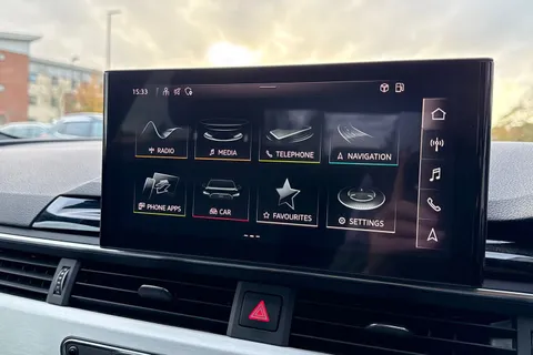 GM21WFU Audi A4 2.0 TDI 35 S line S Tronic Euro 6 (s/s) 4dr Thumbnail #40