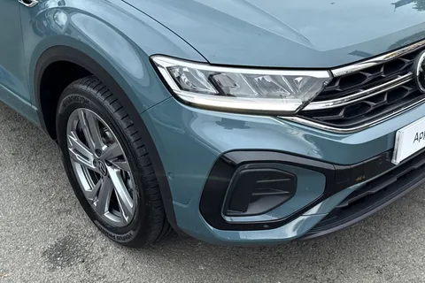 DE25KRU Volkswagen T-Roc 1.5 TSI R-Line 5dr DSG | Heated Seats | ACC Thumbnail #9