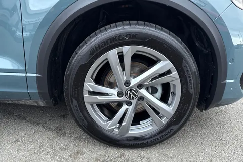 DE25KRU Volkswagen T-Roc 1.5 TSI R-Line 5dr DSG | Heated Seats | ACC Thumbnail #10