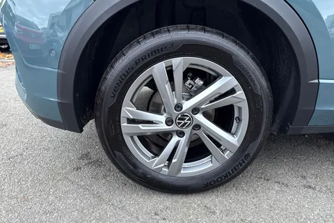 DE25KRU Volkswagen T-Roc 1.5 TSI R-Line 5dr DSG | Heated Seats | ACC Thumbnail #11