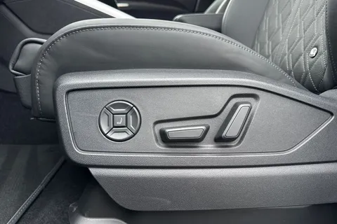  Audi SQ5 3.0 TFSI S Edition 1 Sportback S Tronic quattro Euro 6 (s/s) 5dr Thumbnail #42