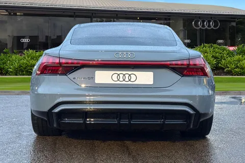  Audi e-tron GT 105kWh Vorsprung Auto quattro 4dr Thumbnail #5