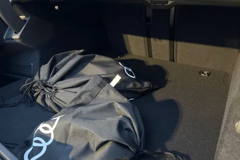  Audi e-tron GT 105kWh Vorsprung Auto quattro 4dr Thumbnail #7