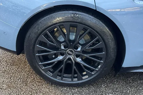  Audi e-tron GT 105kWh Vorsprung Auto quattro 4dr Thumbnail #11