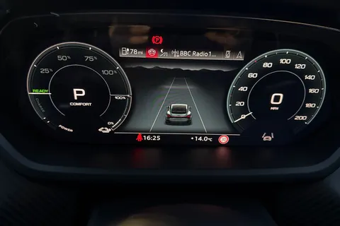  Audi e-tron GT 105kWh Vorsprung Auto quattro 4dr Thumbnail #29