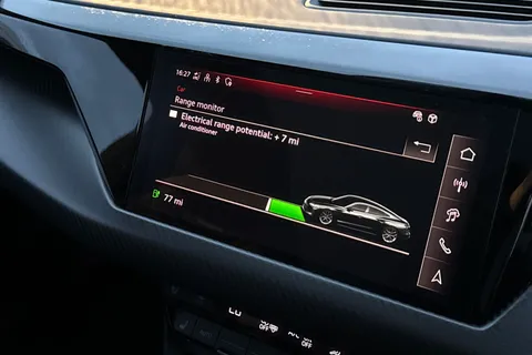  Audi e-tron GT 105kWh Vorsprung Auto quattro 4dr Thumbnail #46