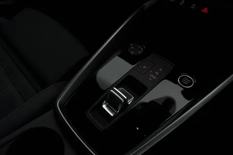 SO72UGJ Audi A3 S line 35 TDI 150 PS S tronic Thumbnail #24