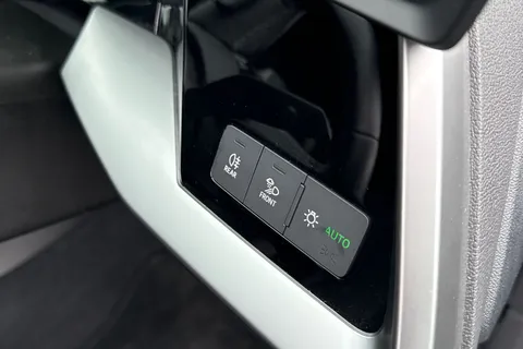 SO72UGJ Audi A3 S line 35 TDI 150 PS S tronic Thumbnail #47