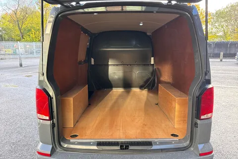 DG20MPY Volkswagen Transporter T30 Panel van Highline SWB 150 PS 2.0 TDI 6sp Manual Thumbnail #7