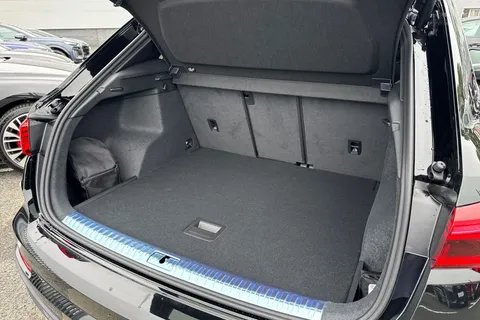  Audi Q3 2.0 TDI 35 S line S Tronic Euro 6 (s/s) 5dr Thumbnail #35