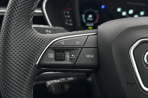  Audi Q3 2.0 TDI 35 S line S Tronic Euro 6 (s/s) 5dr Thumbnail #49