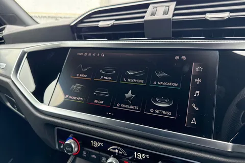  Audi Q3 2.0 TDI 35 S line S Tronic Euro 6 (s/s) 5dr Thumbnail #60