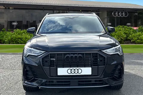  Audi Q3 2.0 TFSI 40 Black Edition S Tronic quattro Euro 6 (s/s) 5dr Thumbnail #6