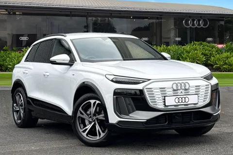  Audi Q6 E-Tron 83kWh S line Auto 5dr Thumbnail #2