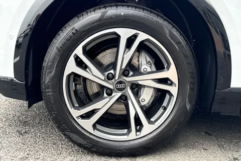  Audi Q6 E-Tron 83kWh S line Auto 5dr Thumbnail #11