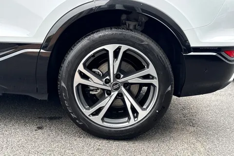  Audi Q6 E-Tron 83kWh S line Auto 5dr Thumbnail #13