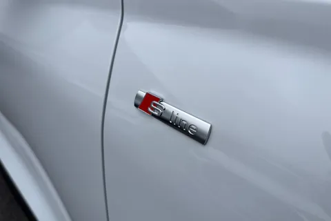  Audi Q6 E-Tron 83kWh S line Auto 5dr Thumbnail #26