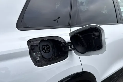  Audi Q6 E-Tron 83kWh S line Auto 5dr Thumbnail #31