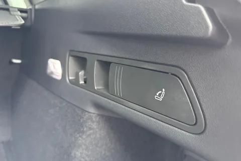  Audi Q6 E-Tron 83kWh S line Auto 5dr Thumbnail #39