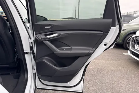  Audi Q6 E-Tron 83kWh S line Auto 5dr Thumbnail #46