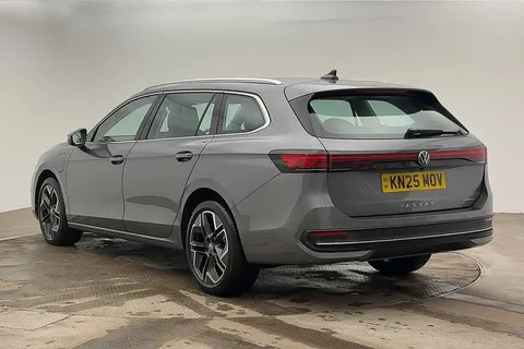 3 of 13 for Volkswagen Passat 1.5 TSI eHybrid 204PS Life 5dr DSG ⭐Sunroof, York Alloys, Info Pack⭐