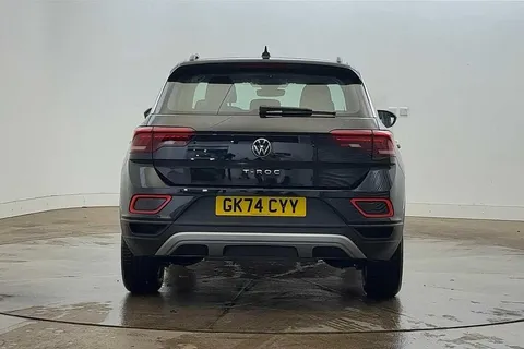 8 of 11 for Volkswagen T-Roc 1.0 TSI 115 Life 5dr **DELIVERY MILES**
