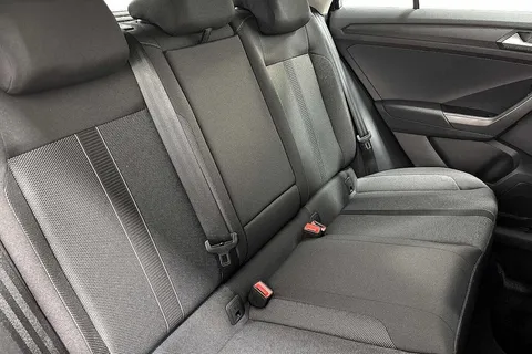 9 of 11 for Volkswagen T-Roc 1.0 TSI 115 Life 5dr **DELIVERY MILES**