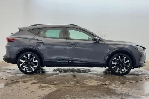 KW25XWT CUPRA Formentor 1.5 eHybrid 25.8kWh V2 DSG Euro 6 (s/s) 5dr Thumbnail #4