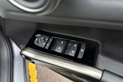 DV75KXU BYD ATTO 3 60.48kWh Comfort Auto 5dr Thumbnail #19