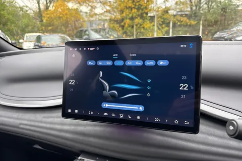 DV75KXU BYD ATTO 3 60.48kWh Comfort Auto 5dr Thumbnail #20