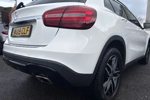 WU19CLF Mercedes-Benz Gla 1.6 GLA180 Urban Edition Euro 6 (s/s) 5dr Thumbnail #34