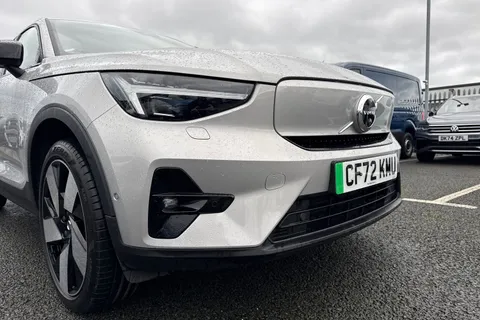 CF72KMU Volvo C40 Recharge 69kWh Ultimate Auto 5dr Thumbnail #9