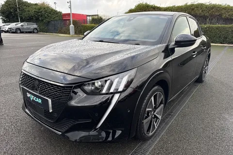 26 of 66 for PEUGEOT e-208 50kWh GT Premium Auto 5dr