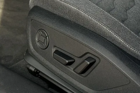 BJ25EKU Audi A6 E-Tron Avant Avant Edition 1 e-tron  210,00 kW Thumbnail #32