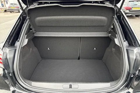 KP25UFY PEUGEOT 208 1.2 PureTech Allure Euro 6 (s/s) 5dr Thumbnail #7