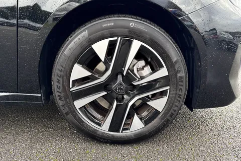 KP25UFY PEUGEOT 208 1.2 PureTech Allure Euro 6 (s/s) 5dr Thumbnail #10