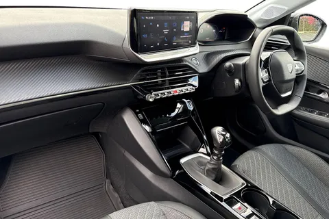 KP25UFY PEUGEOT 208 1.2 PureTech Allure Euro 6 (s/s) 5dr Thumbnail #15