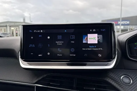 KP25UFY PEUGEOT 208 1.2 PureTech Allure Euro 6 (s/s) 5dr Thumbnail #17