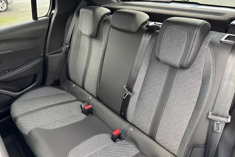 KP25UFY PEUGEOT 208 1.2 PureTech Allure Euro 6 (s/s) 5dr Thumbnail #19