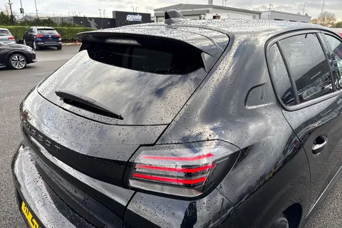 KP25UFY PEUGEOT 208 1.2 PureTech Allure Euro 6 (s/s) 5dr Thumbnail #32